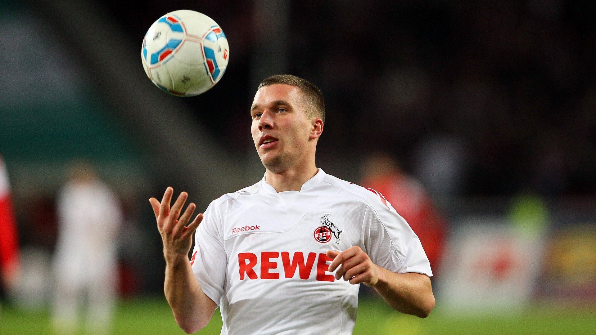 一带一路合作推动中国足球走向世界舞台